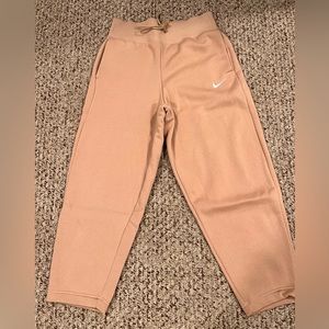 Nike women’s sweatpants